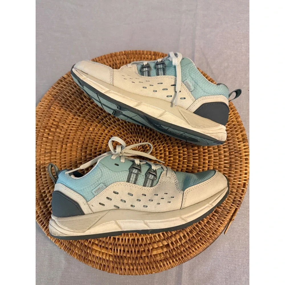 LL Bean Trail Model Waterproof Hiking Shoes Light Blue Grey Womens Low Top‎